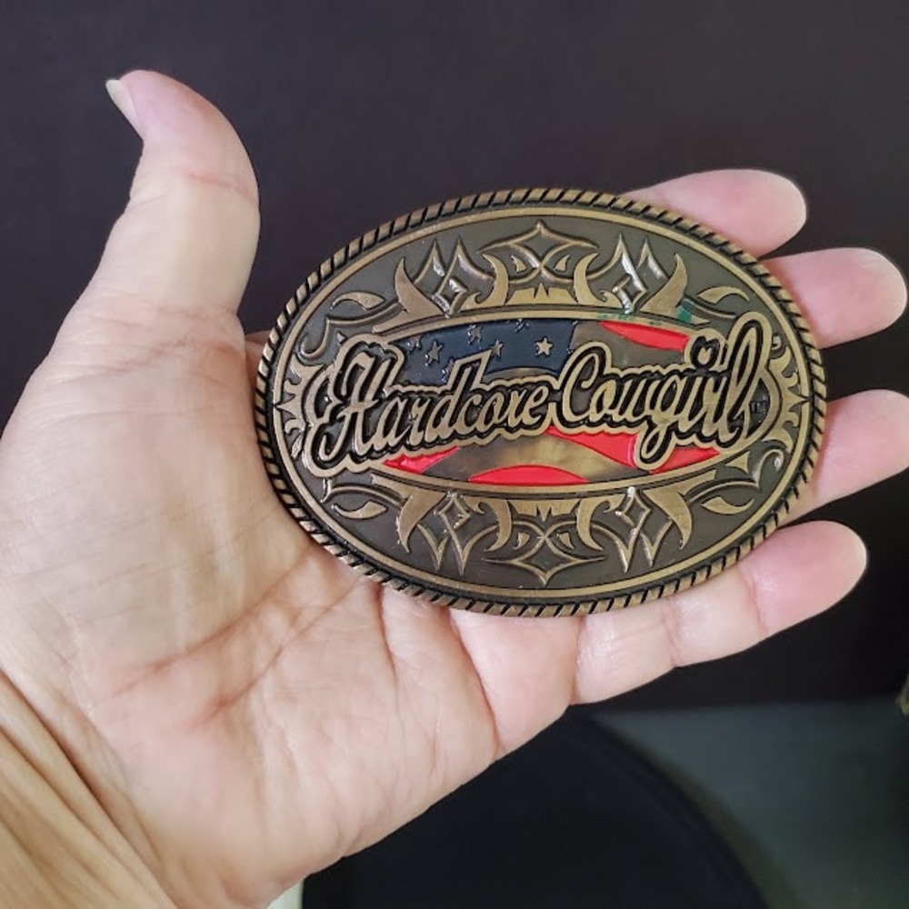 Montana Silversmiths Hardcore Cowgirl Belt Buckle USA Flag Oval Bronze Western